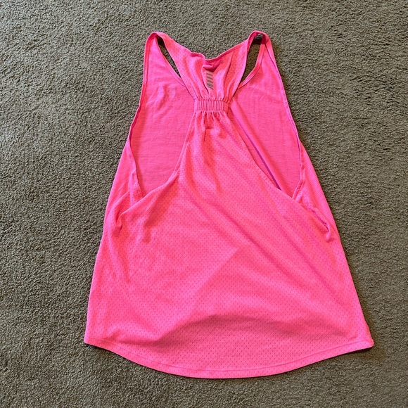 Under Armour Tank Top - Picture 2 of 3